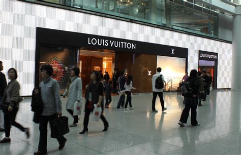 louis vuitton schiphol|schiphol airport shops.